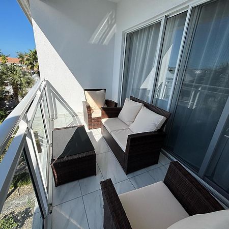 Grace Bay Suites Exterior photo